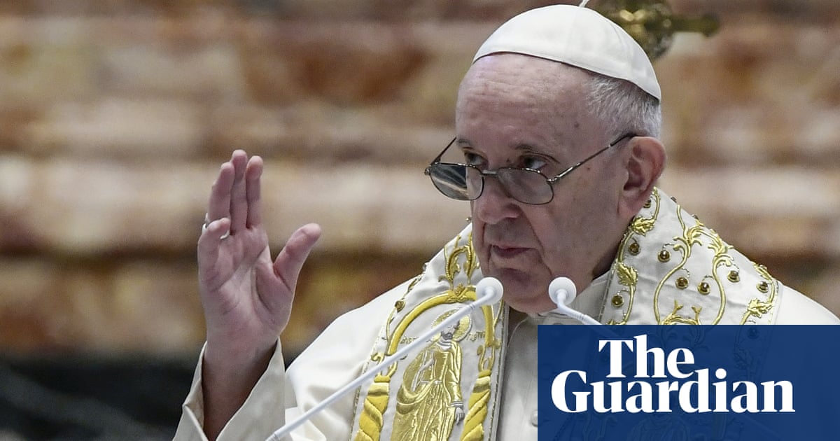 Pope decries spending on arms during pandemic in Easter message