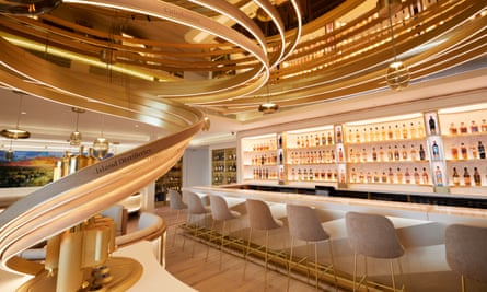 L'un des bars de Johnnie Walker Princes Street - très élégant et moderne