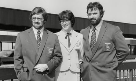 Dickenson (left) with the long jumper Sue Hearnshaw and shot putter Geoff Capes before they went to Moscow for the 1980 Olympics.