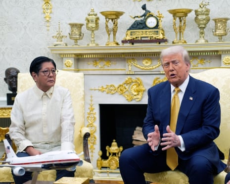Donald Trump meeting with the Filipino president Ferdinand Marcos Jr in the Oval Office.