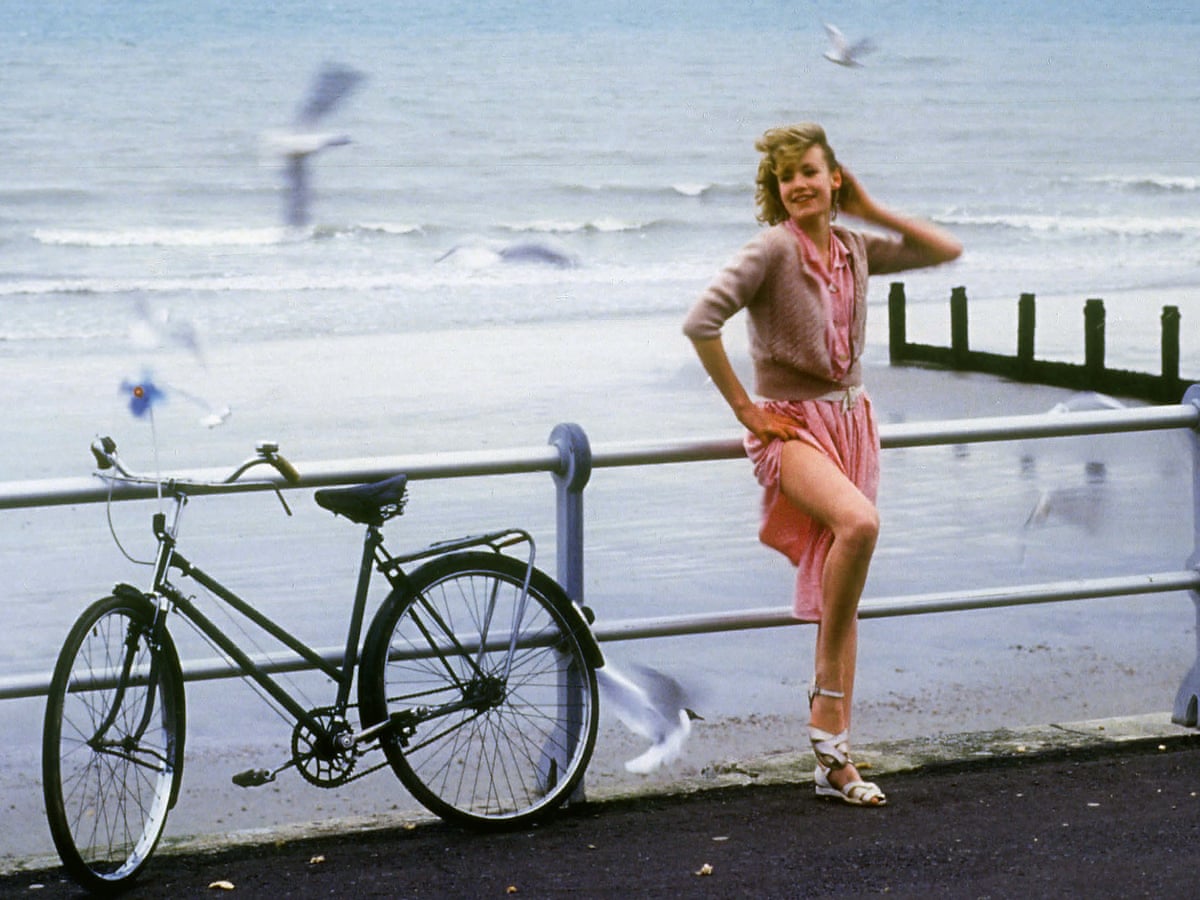 Emily lloyd pictures