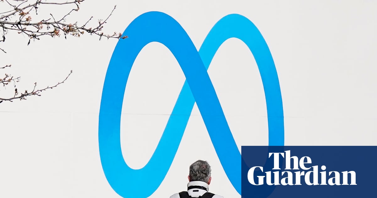 Meta faces antitrust claims at trial over Instagram and WhatsApp ownership