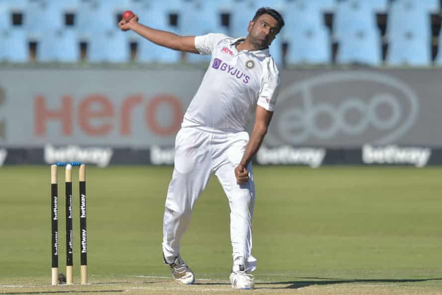 Indyjski Ravichandran Ashwin po latach majsterkowania został graczem Spin Bowling.