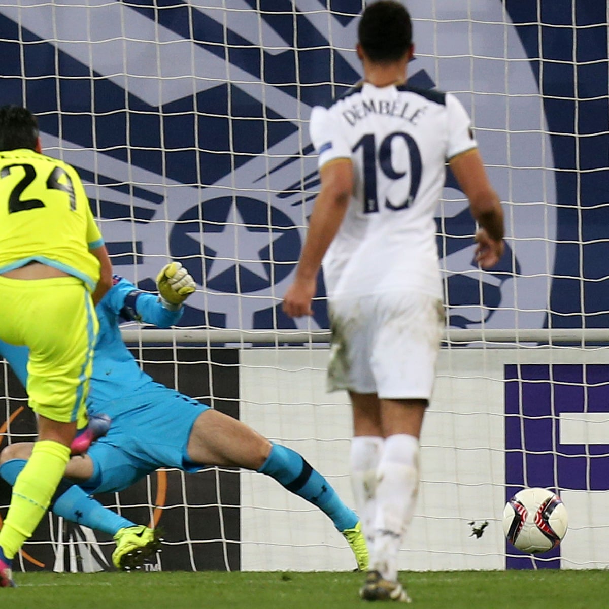Jeremy Perbet Fires Gent To First Leg Victory Over Lethargic Tottenham Europa League The Guardian Jeremy Perbet Fires Gent To First Leg Victory Over Lethargic Tottenham Europa League The Guardian