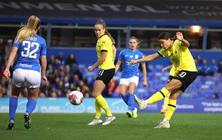 Birmingham City v Chelsea: Women’s Super League – live! | Women's Super League 2 Chelsea’s Sam Kerr shoots at goal.