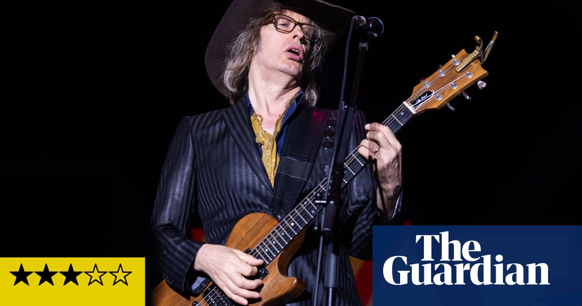 The Waterboys review – breathless, hair-prickling Big Music