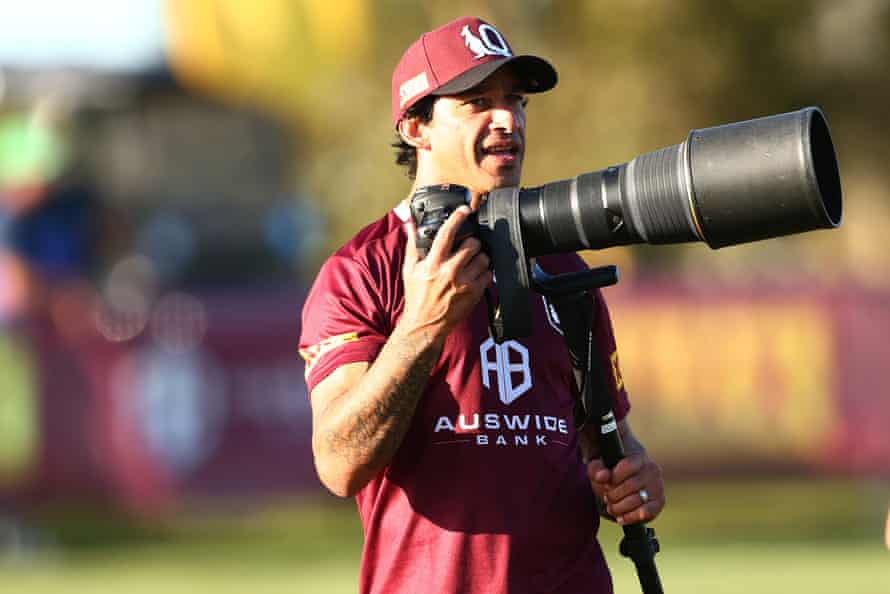 Queensland assistant coach Johnathan Thurston keeps a close eye on proceedings at training this week.