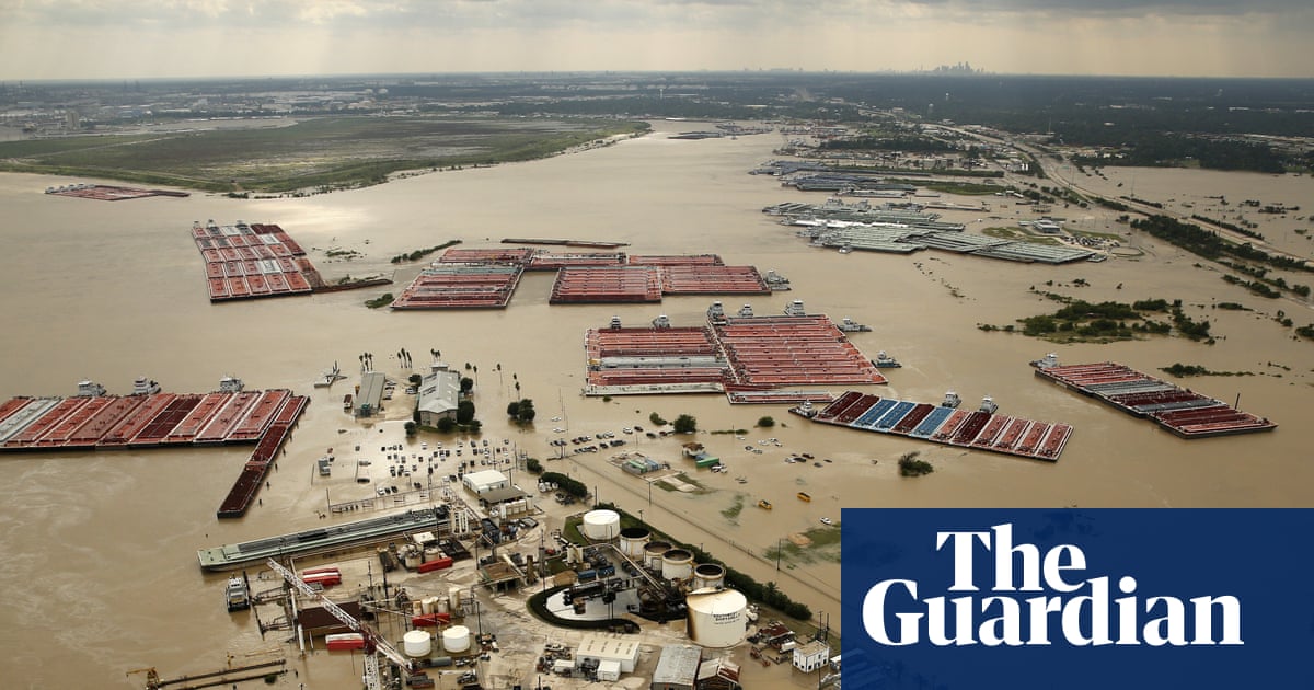 Thousands of toxic sites across US face risk of coastal flooding