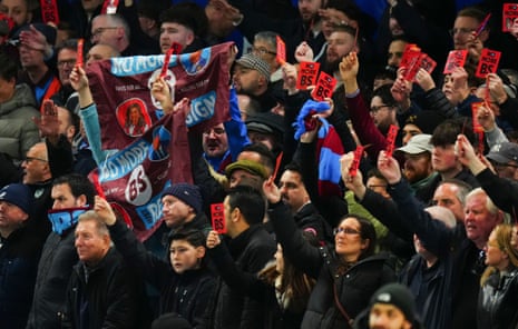 West Ham fans protest against the club’s board.