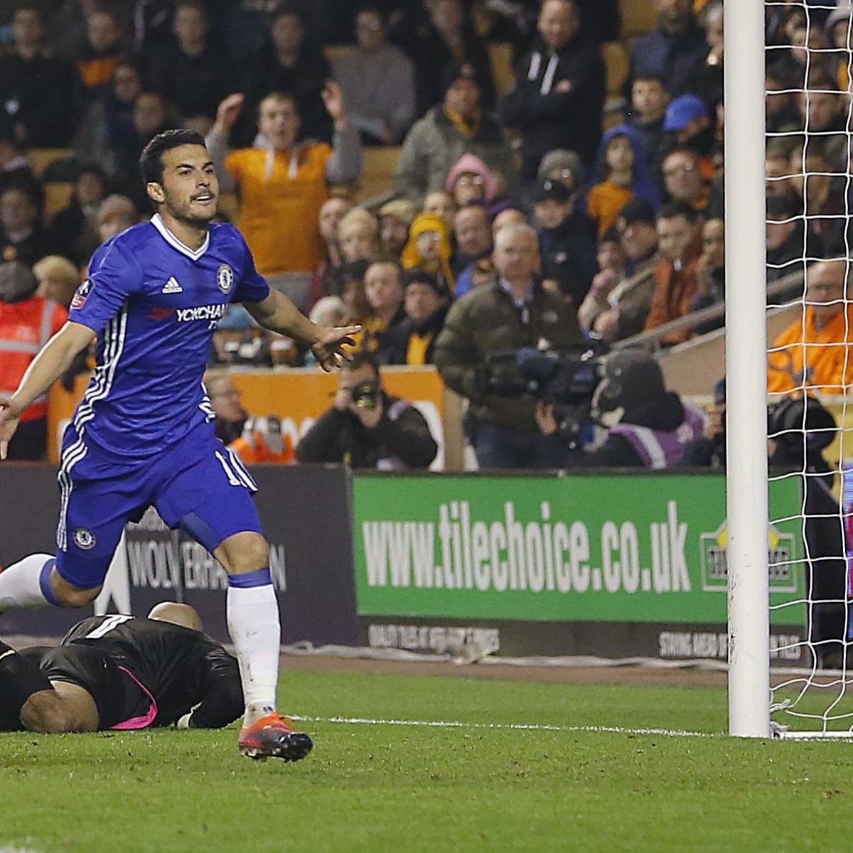 Chelsea Ease Past Brave Wolves Thanks To Goals By Pedro And