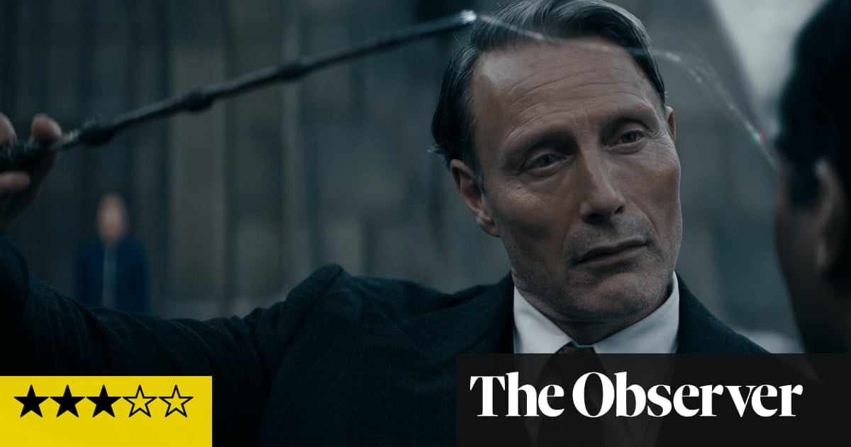 Fantastic Beasts: The Secrets of Dumbledore review – Jude Law and Mads Mikkelsen crackle
