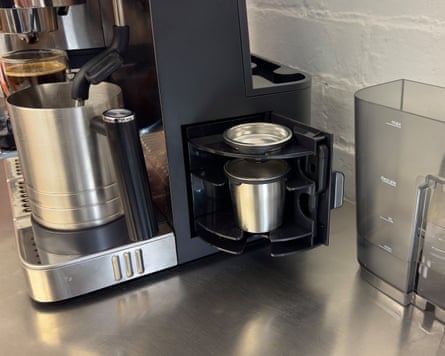 Ninja Cafe Luxe coffee machine hidden compartment