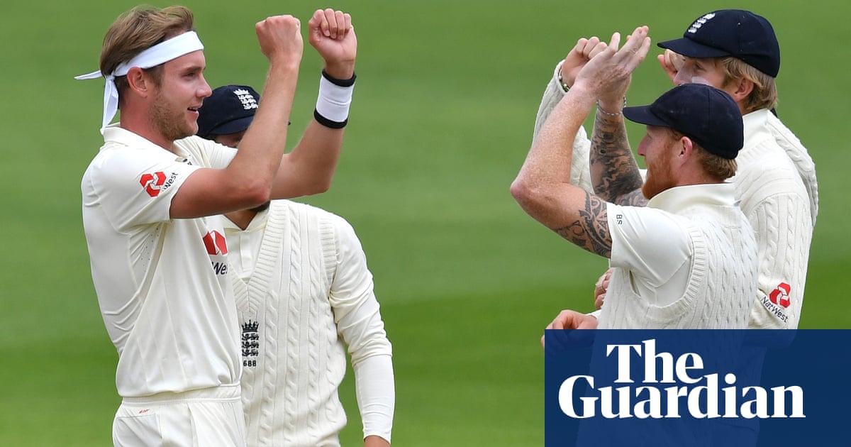 Stuart Broad says he considered England retirement after being dropped