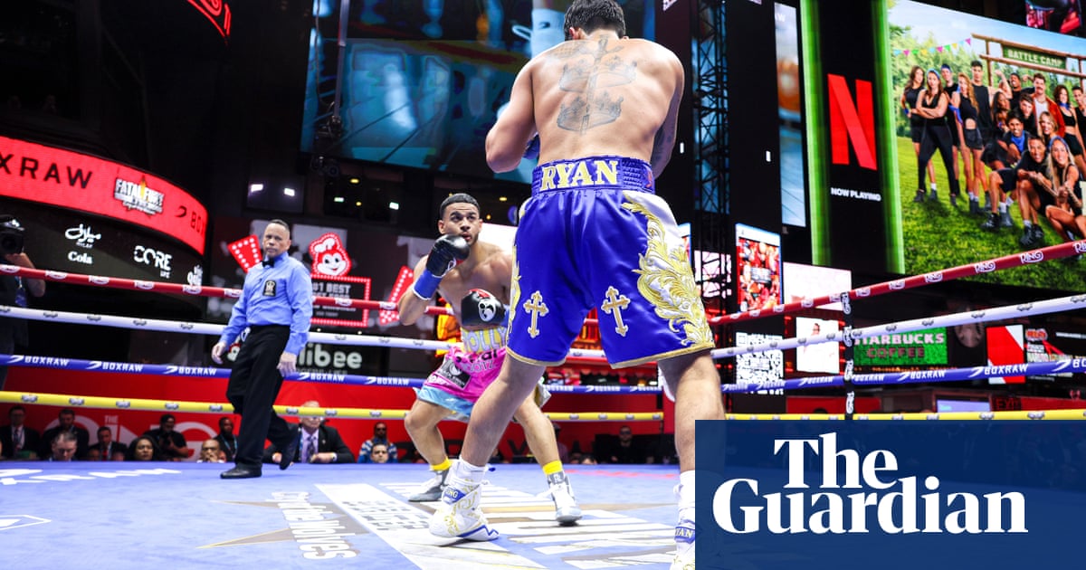 Saudi-backed boxing card takes over Times Square in pictures