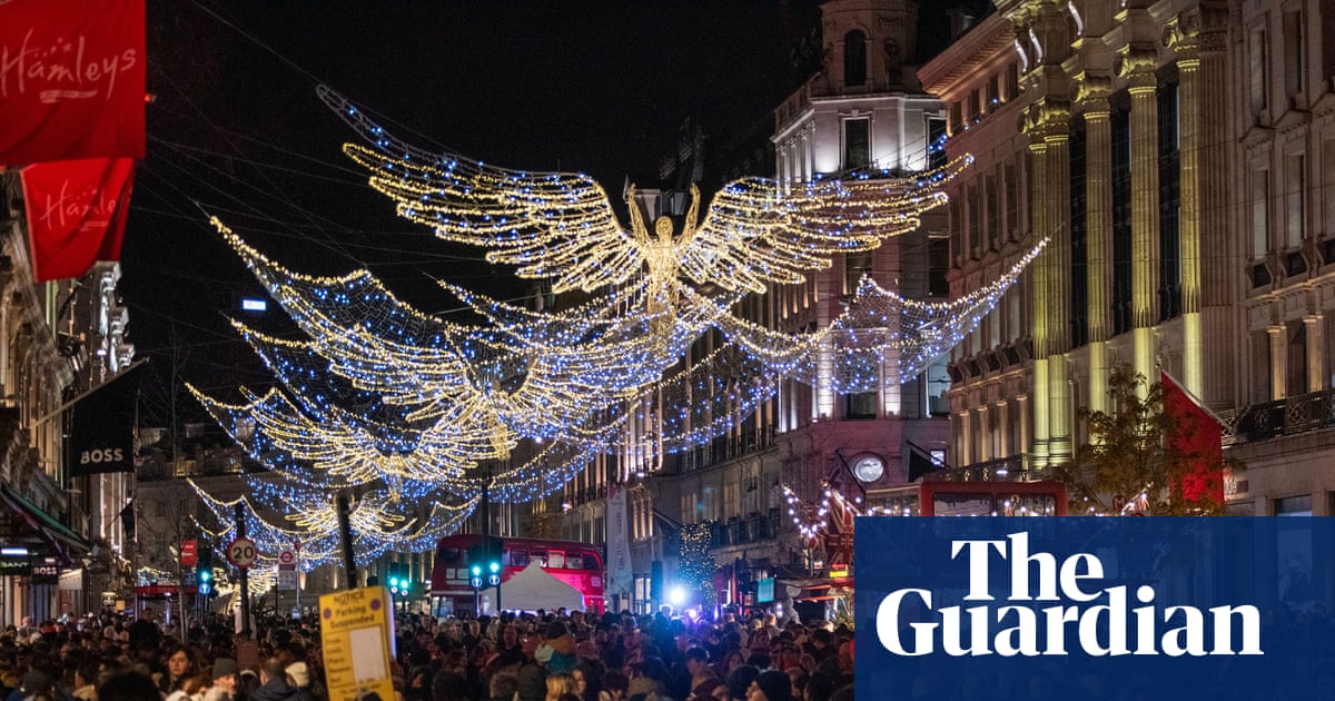 UK households cut spending at fastest pace in almost five years, says Barclays