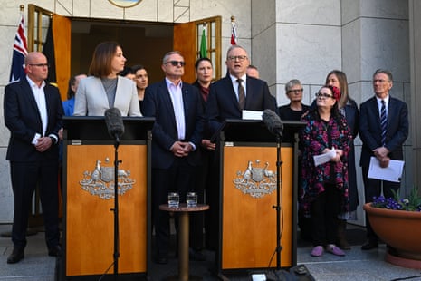 Prime minister Anthony Albanese and communications minister Anika Wells