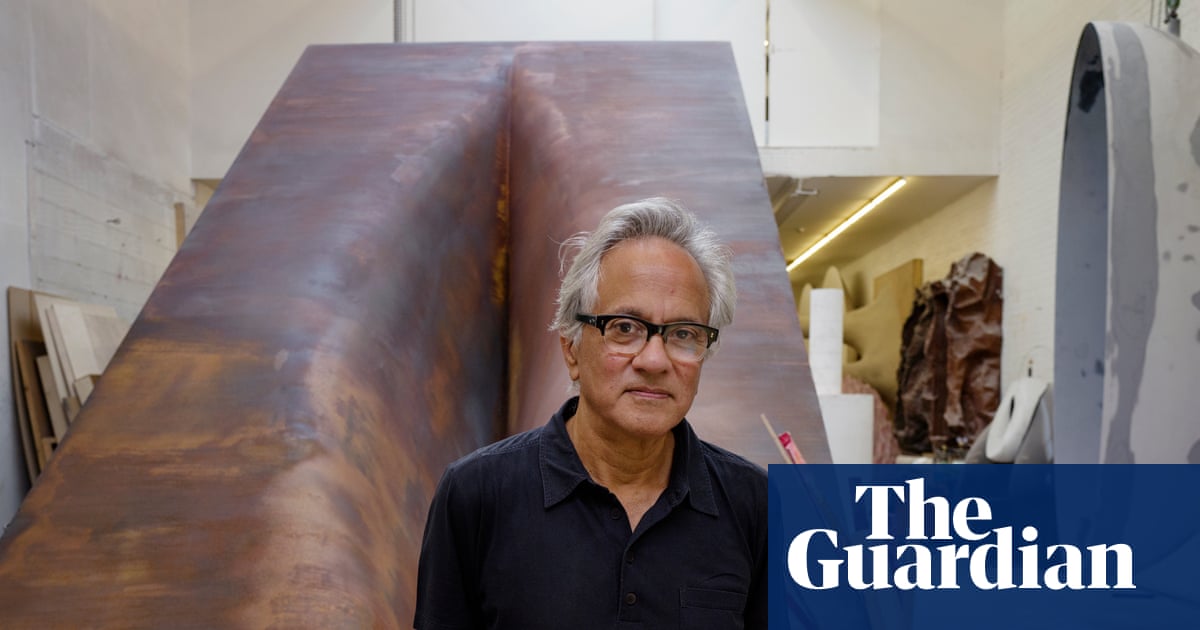Anish Kapoor says US’s ‘politics of hate’ should exclude it from Venice Biennale