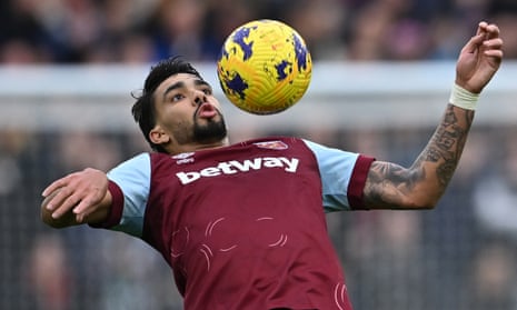 West Ham United’s Lucas Paqueta controls the ball with his chest.