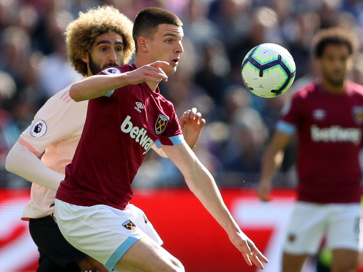 The Fiver Swapping A Future Under O Neill And Keane For Inflatable Unicorns Football The Guardian