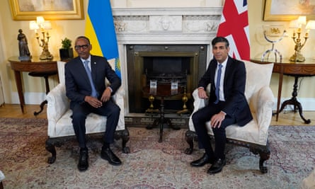 Rishi Sunak with Rwanda’s president, Paul Kagame