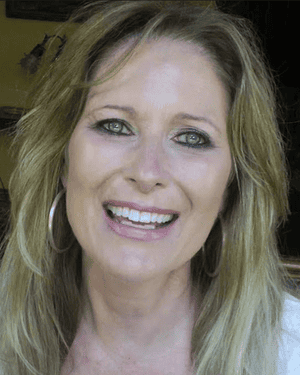 This Is What 70 Looks Like The New Generation Of Beauty