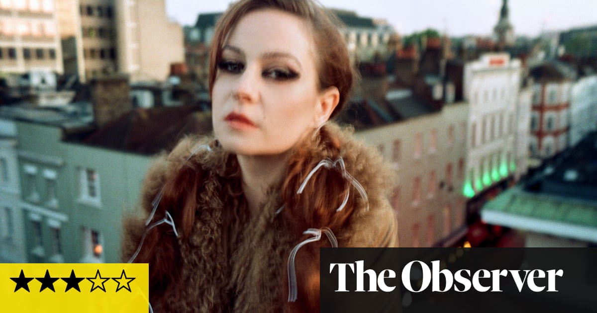 Biig Piig: Reseña de 11:11 – El tan esperado debut se mantiene en el borde del mundo de clubes | Pop y rock Biig Piig: Reseña de 11:11 – El tan esperado debut se mantiene en el borde del mundo de clubes | Pop y rock