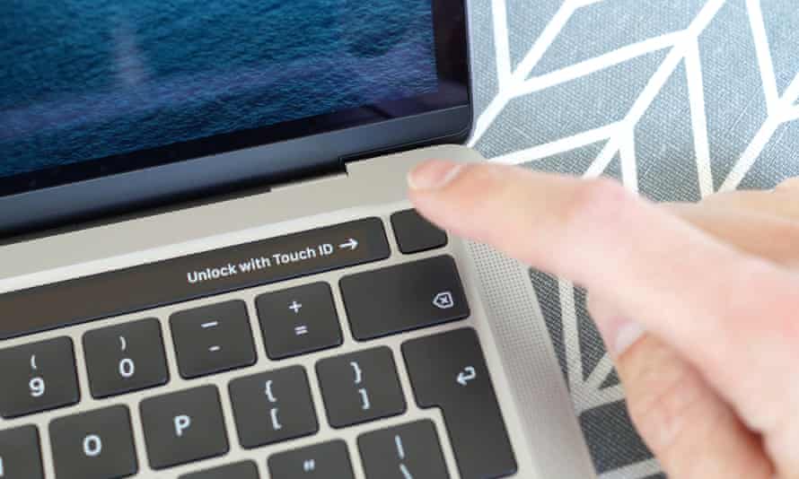 Apple 13in Macbook Pro Review Going Out On A High Apple The Guardian Apple 13in Macbook Pro Review Going Out On A High Apple The Guardian