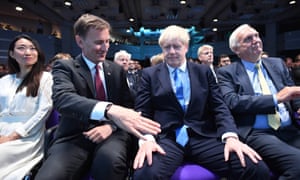 Boris Johnson snubs Jeremy Hunt