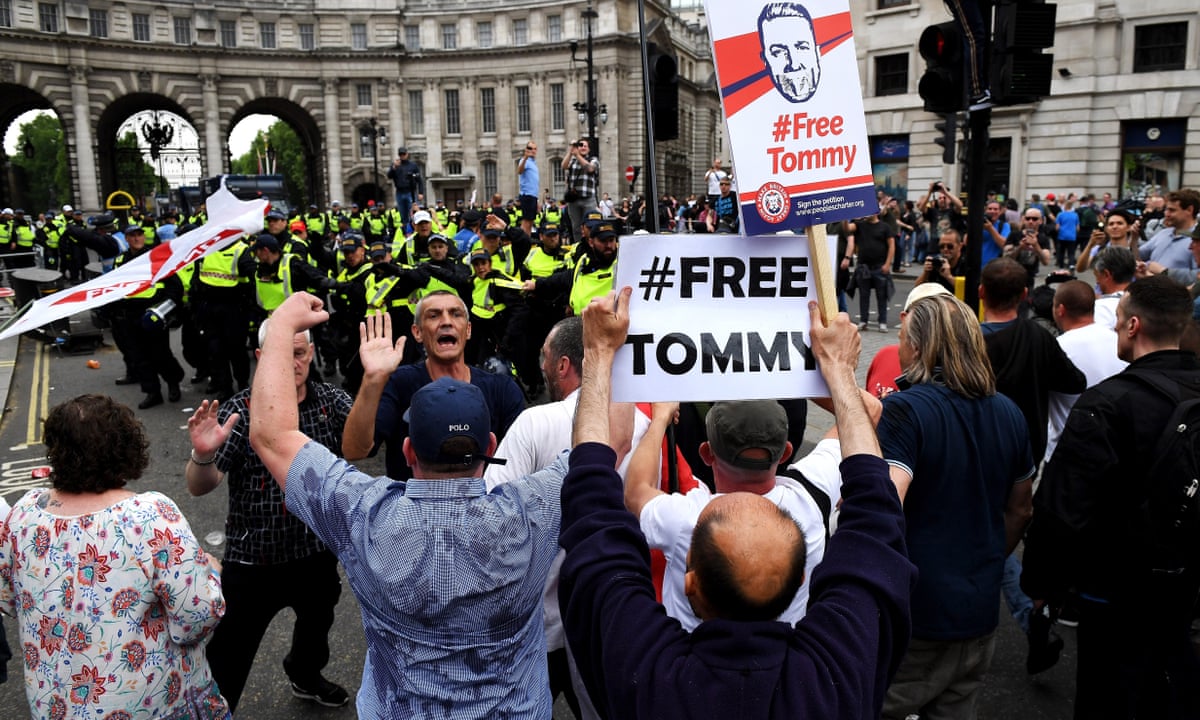 Free tommy robinson t shirt Clearance