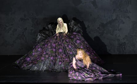 Illona Linthwaite and Wiebke Lehmkuhl as Erda in Siegfried at the Royal Opera House, London.