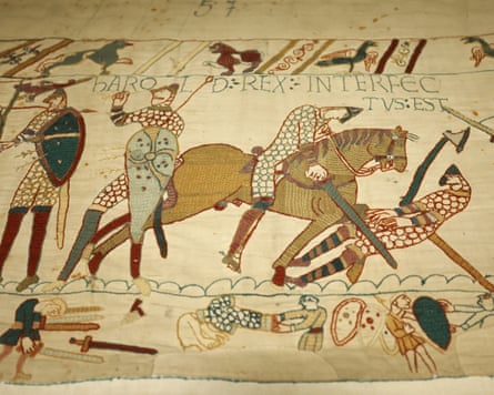 A detail of the Bayeux tapestry depicting the scene of King Harold’s death