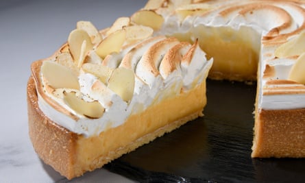 ‘Zippy citrus filling’: lemon meringue pie.