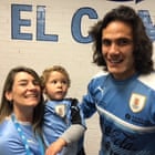 Natalia and her son Mateo with Edinson Cavani.