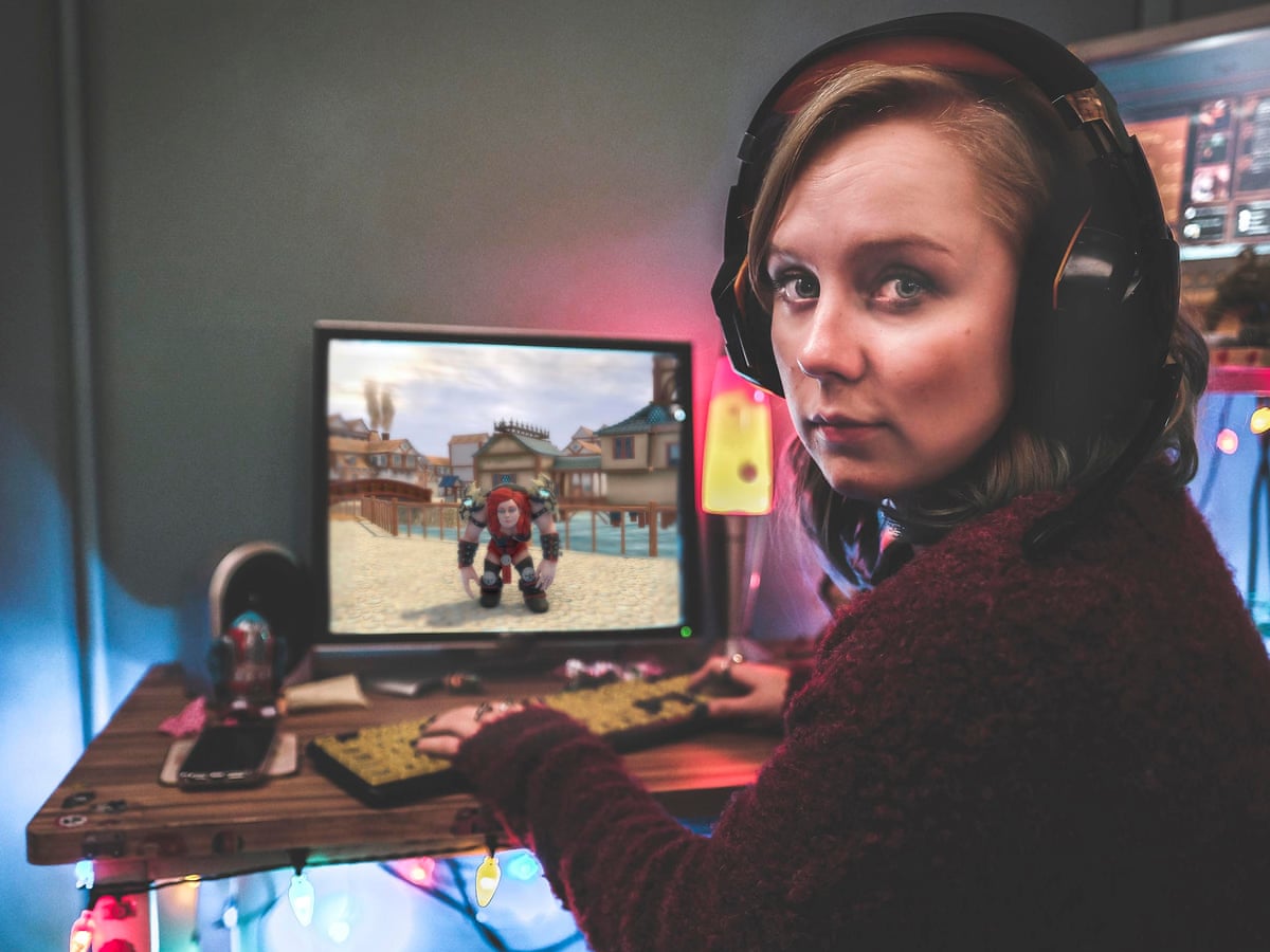 dead pixels a gamer comedy that s as addictive as world of warcraft television radio the guardian