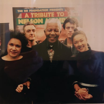 Vika and Linda pictured with Nelson Mandela.