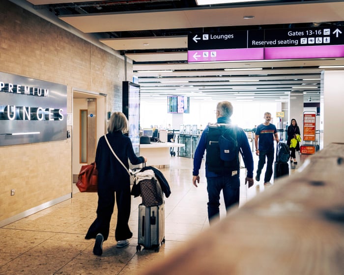 Edinburgh airport reopens after security alert but passengers warned of ‘knock on’ effect
