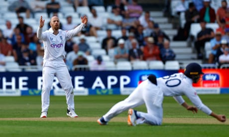 Jack Leach could not find any turn on a pitch that looked tricky for batters.