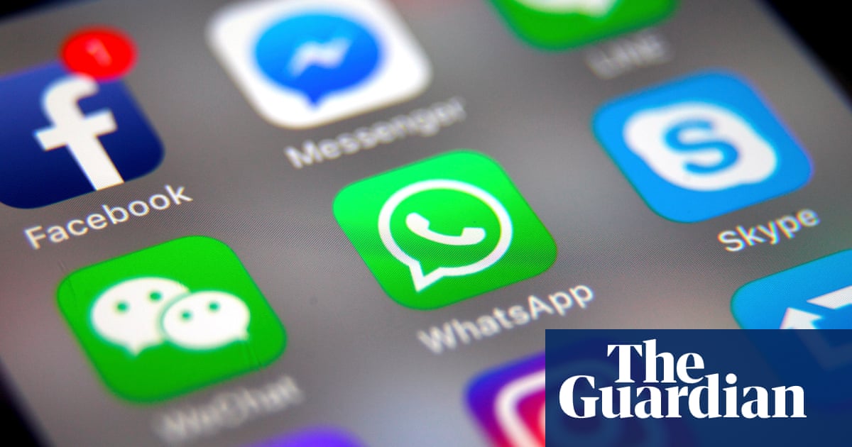 Facebook plans to merge instagram messenger and whatsapp daily Facebook plans to merge instagram messenger and whatsapp daily