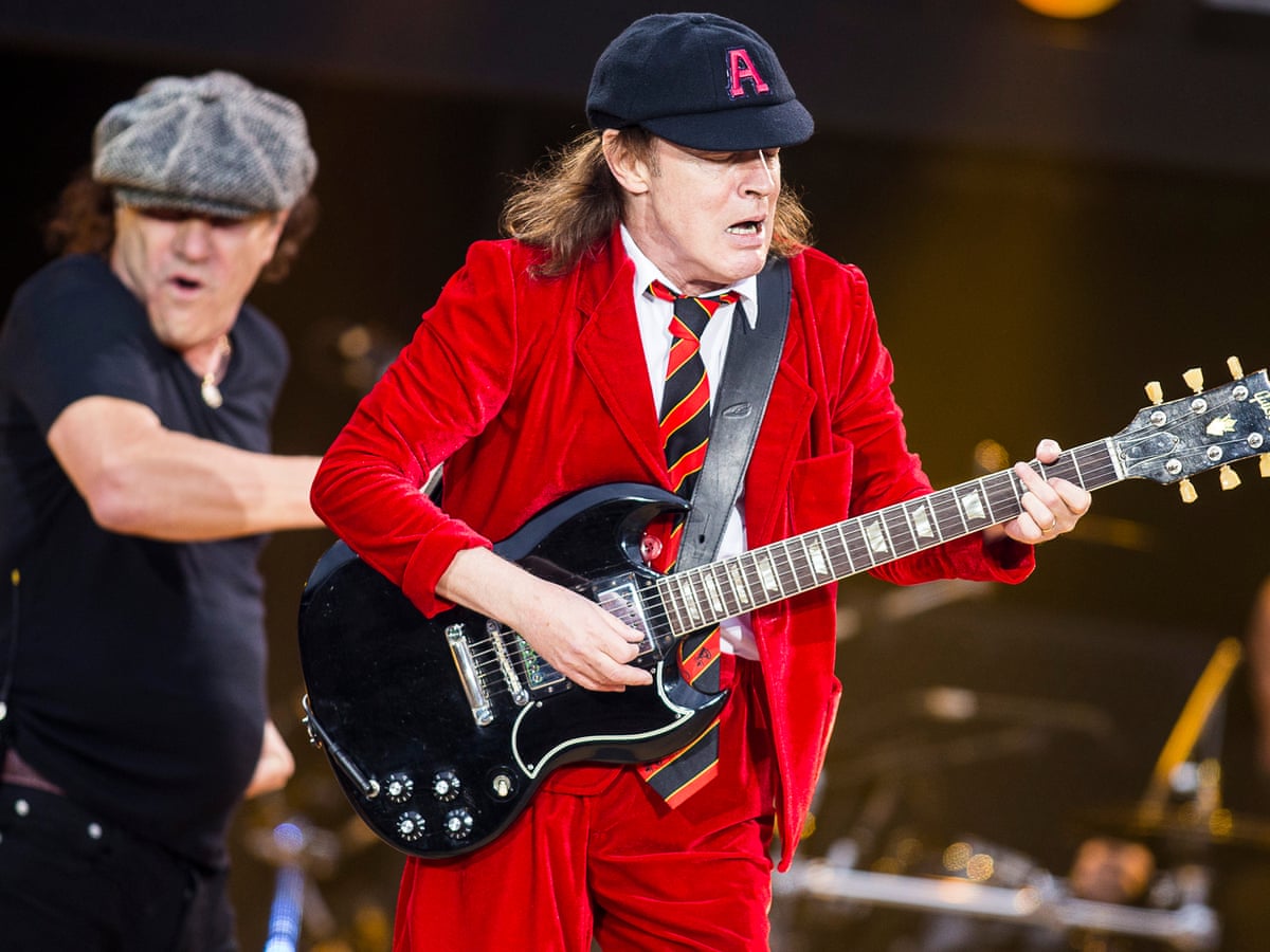 entreprenør Våbenstilstand Livlig AC/DC: without rhythm guitarist Malcolm Young, AC have lost their DC | AC/DC  | The Guardian
