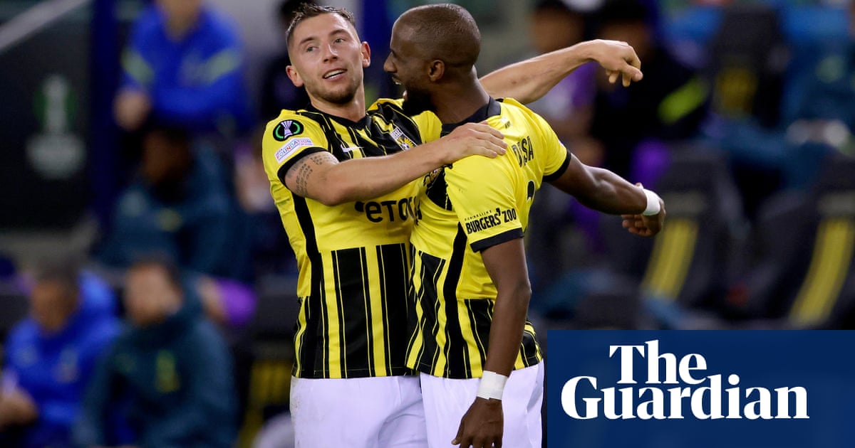 Nuno gamble backfires as Vitesse stun Tottenham’s second-string
