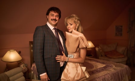 Danny Dyer and Lisa McGrillis in Rivals.