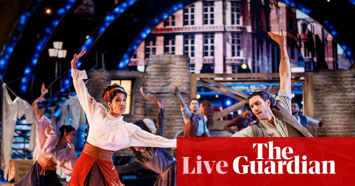 Strictly Come Dancing: week 11 – live