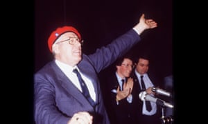 An Ulster Resistance rally in Ballymena being addressed by Ian Paisley in 1986. Behind him is standing Peter Robinson.