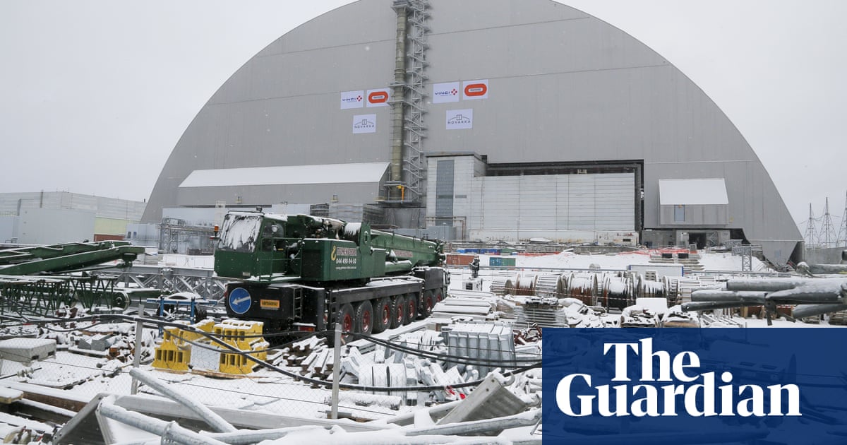 Chernobyl disaster site enclosed by shelter to prevent radiation leaks ...