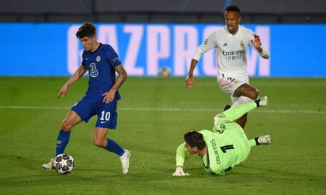 Christian Pulisic beats Thibaut Courtois to score in the first leg