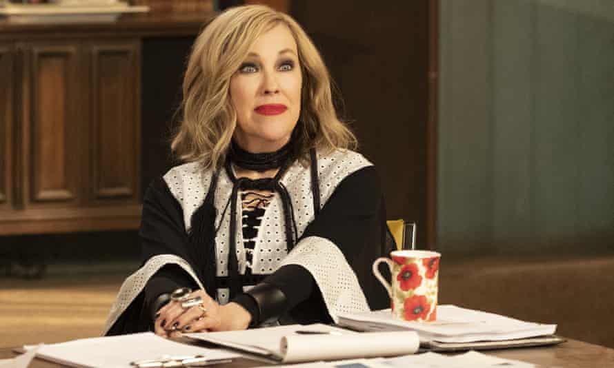 کاترین اوهارا در کمدی برنده جایزه Schitt's Creek.