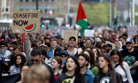 Clashes and arrests as pro-Palestinian protests spread across European campuses