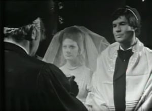 Rose (Vivienne Garrett) and Julian (Lew Luton) (marries in the soap opera number 96.
