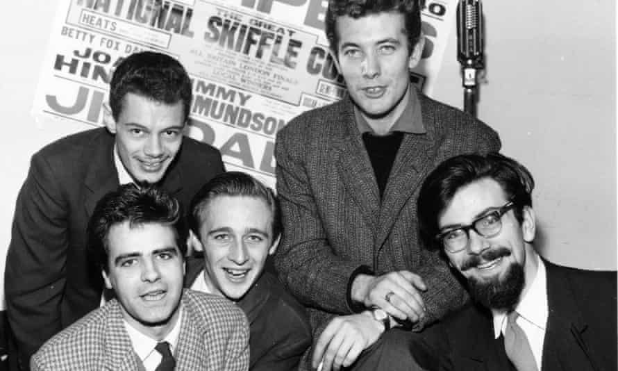 Vipers photo. Top left Johnny Booker, top right: Wally Whyton, centre: Pilgrim, bottom left: Tony Tolhurst bottom right: Jean Van den Bosch