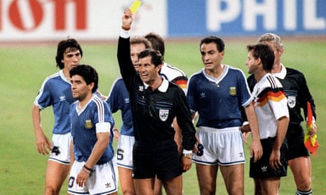 El Diego gets booked in the 1990 final.